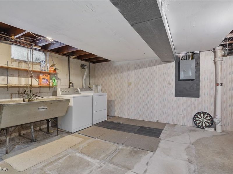 1123 Courtleigh Drive, Akron, OH 44313 Photo 39