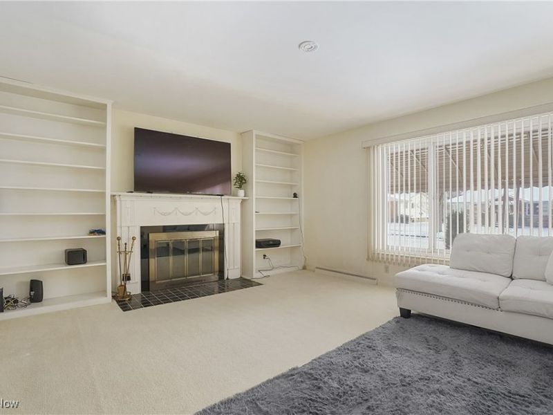 1123 Courtleigh Drive, Akron, OH 44313 Photo 4