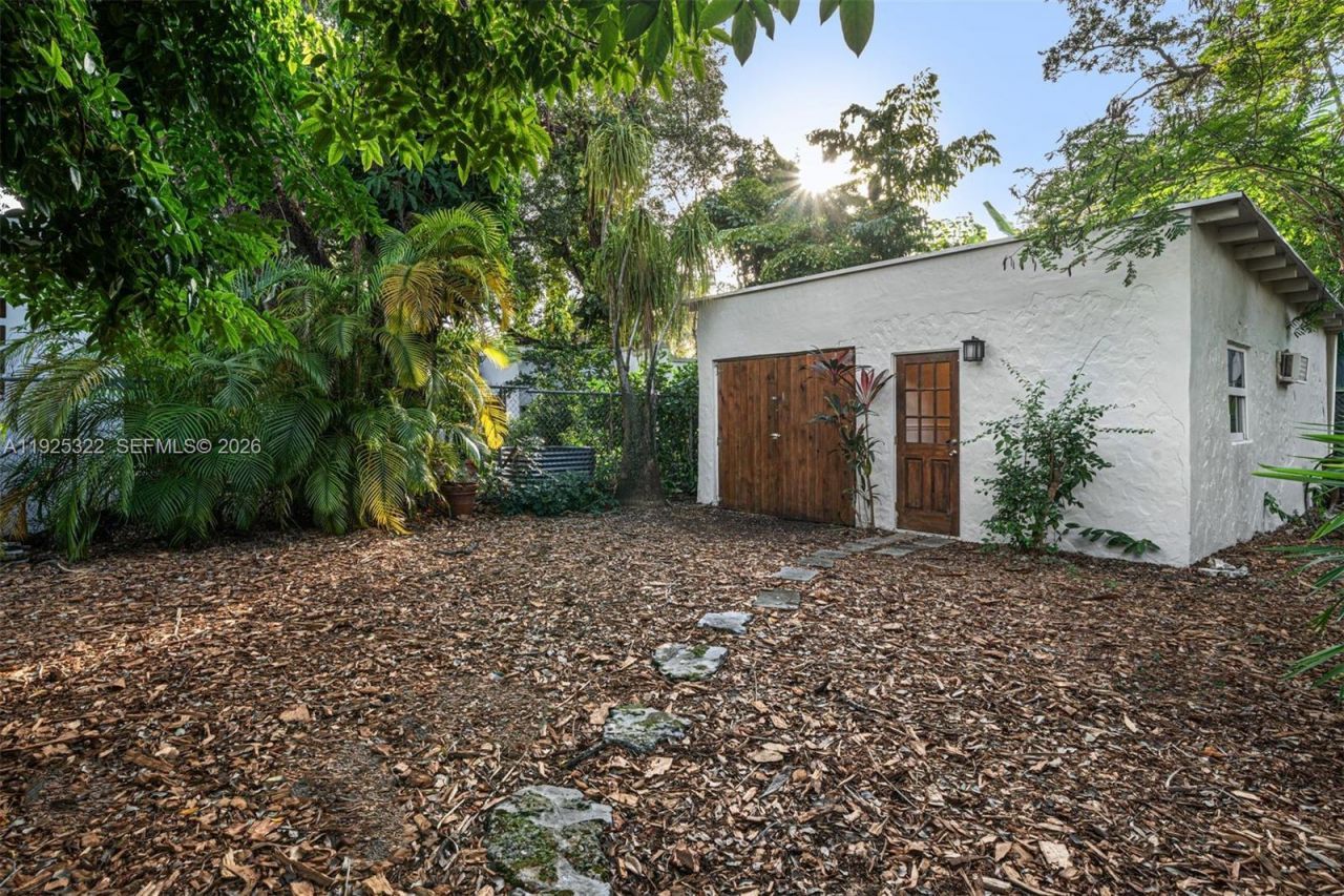 828 NW 9th Ave, Miami, FL 33136 Photo