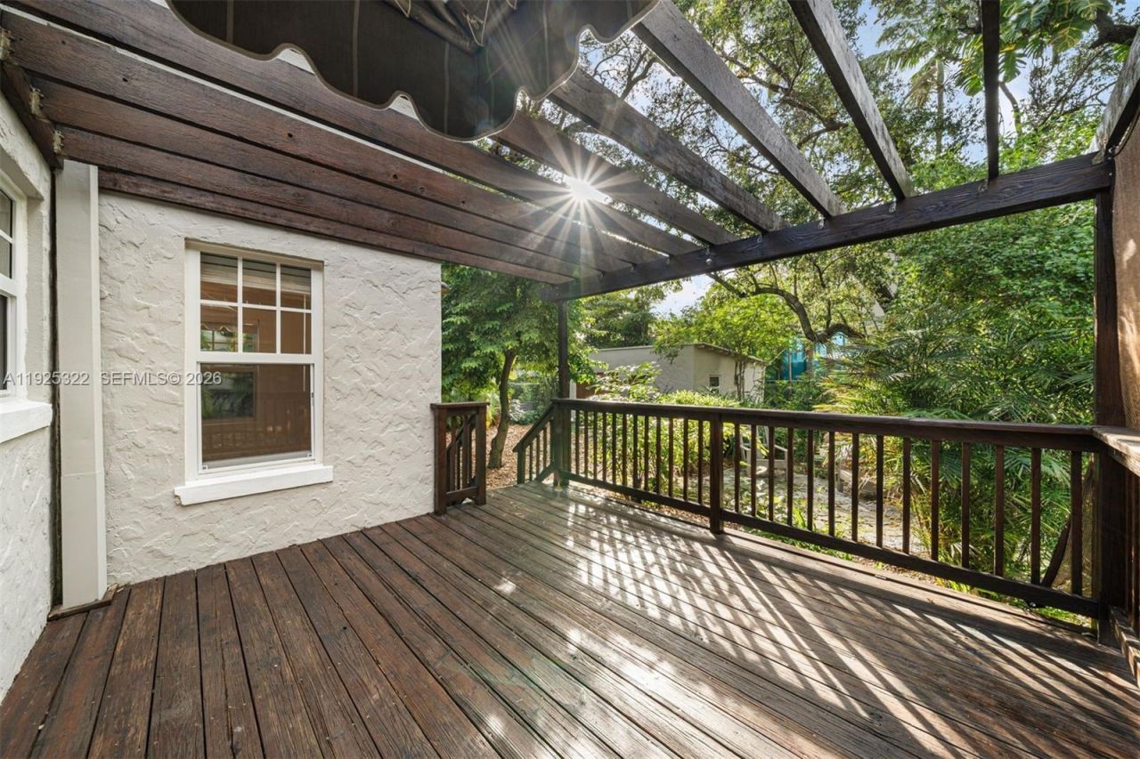 828 NW 9th Ave, Miami, FL 33136 Photo