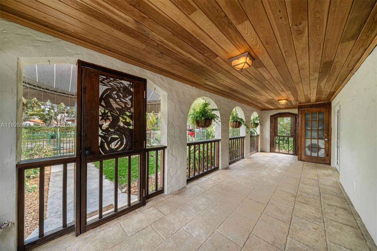 828 NW 9th Ave, Miami, FL 33136 Photo