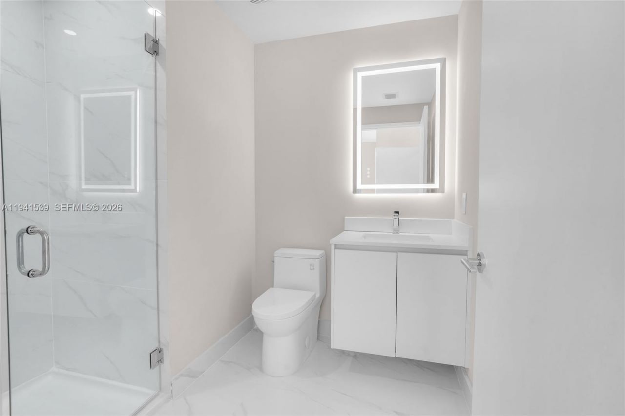 700 NE 24th St, Unit 4501, Miami, FL 33137 Photo