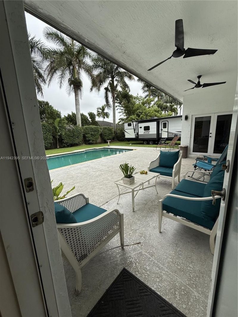 13135 SW 218th Ter, Miami, FL 33170 Photo