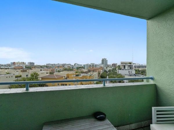 90 Alton Rd, Unit 807, Miami Beach, FL 33139