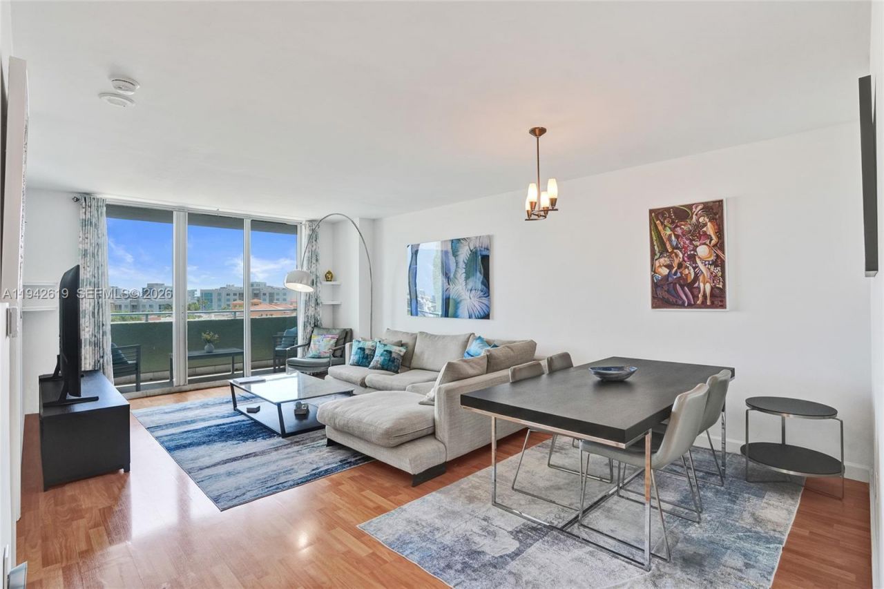 90 Alton Rd, Unit 807, Miami Beach, FL 33139 Photo