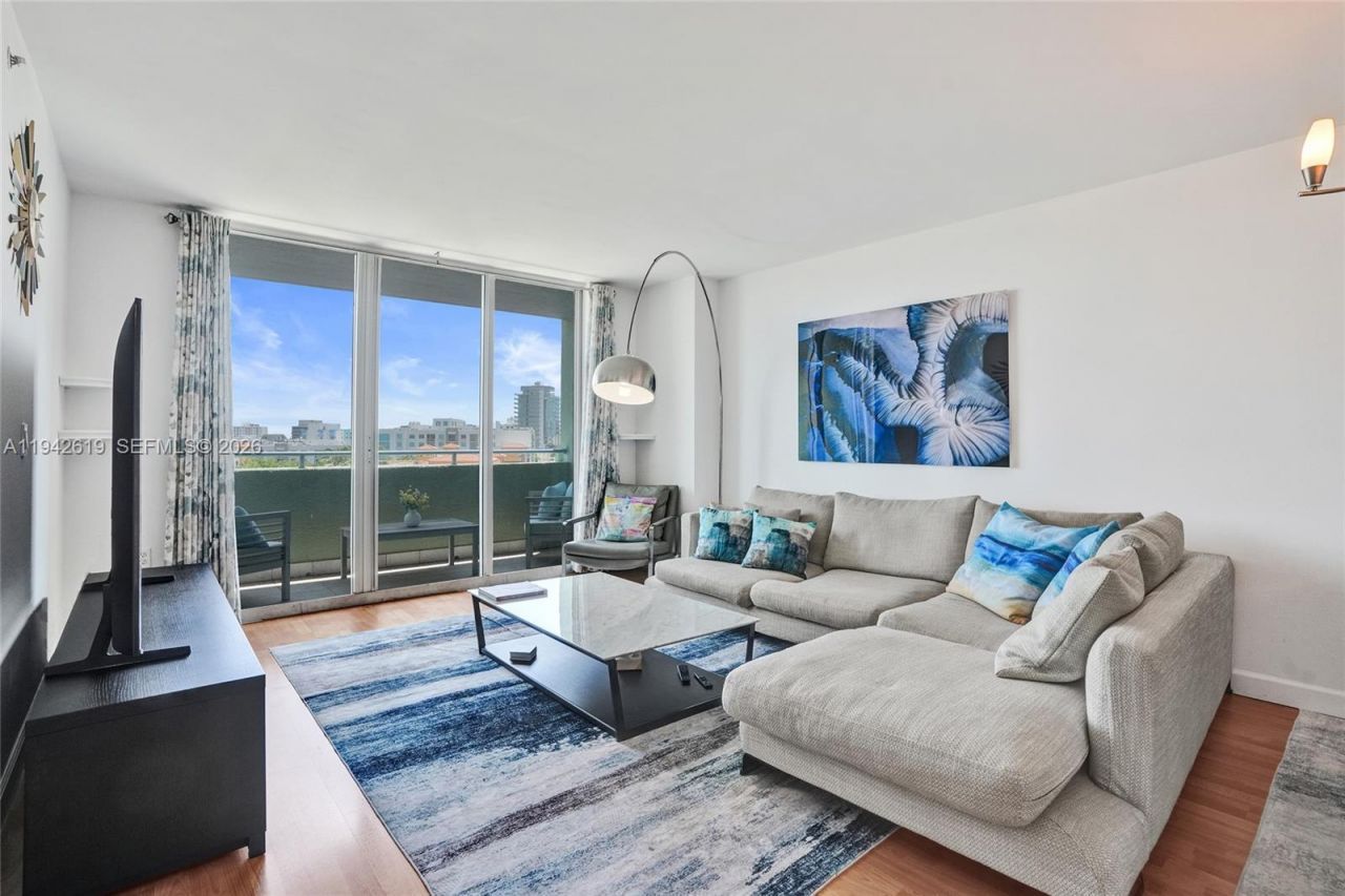 90 Alton Rd, Unit 807, Miami Beach, FL 33139 Photo