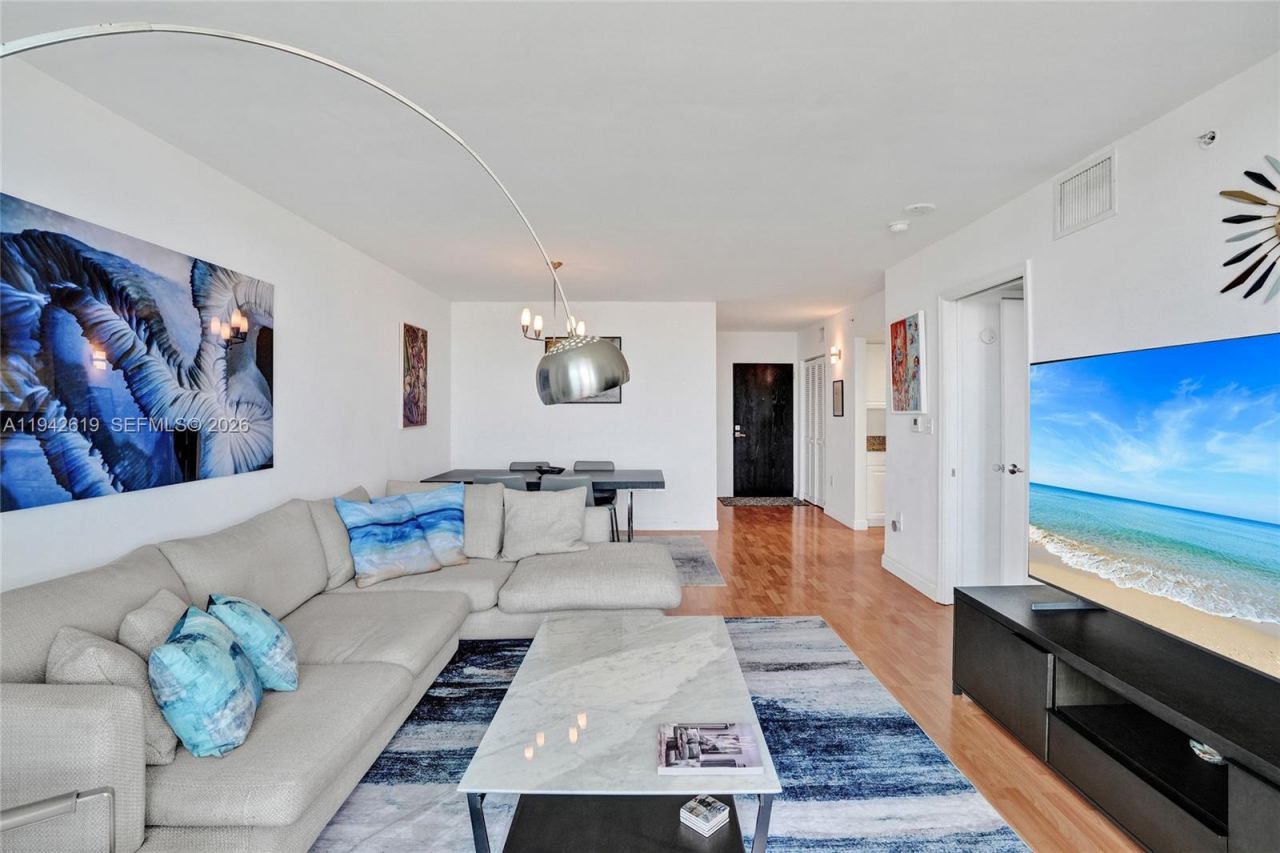90 Alton Rd, Unit 807, Miami Beach, FL 33139 Photo