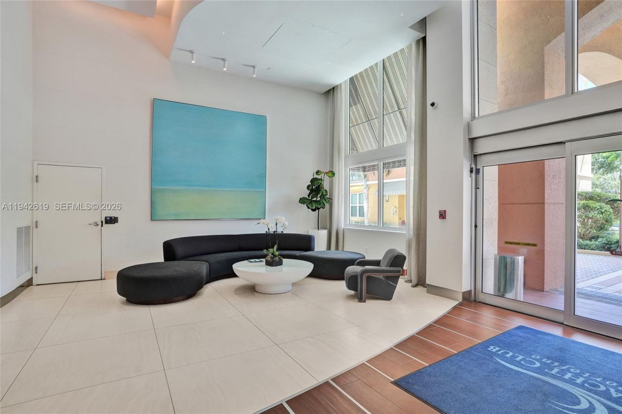 90 Alton Rd, Unit 807, Miami Beach, FL 33139 Photo