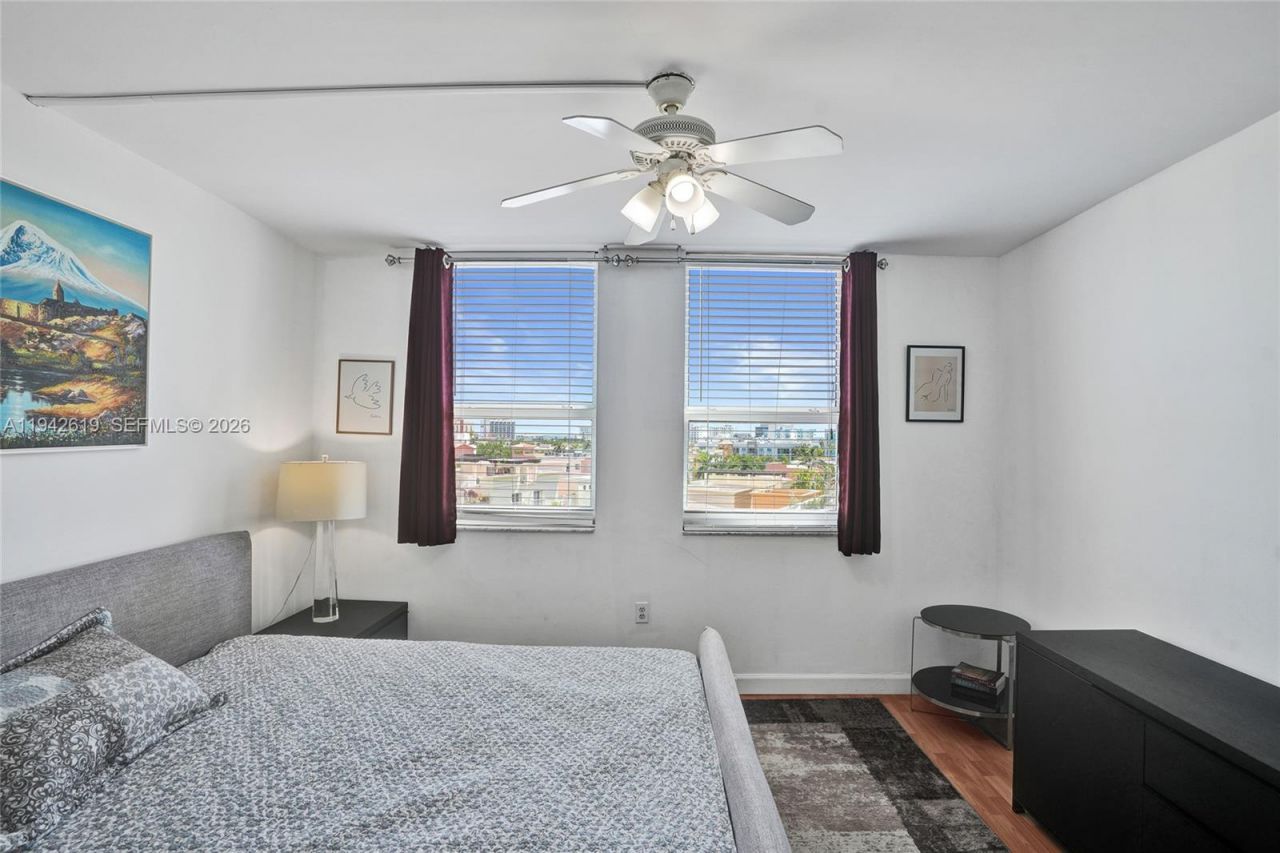 90 Alton Rd, Unit 807, Miami Beach, FL 33139 Photo