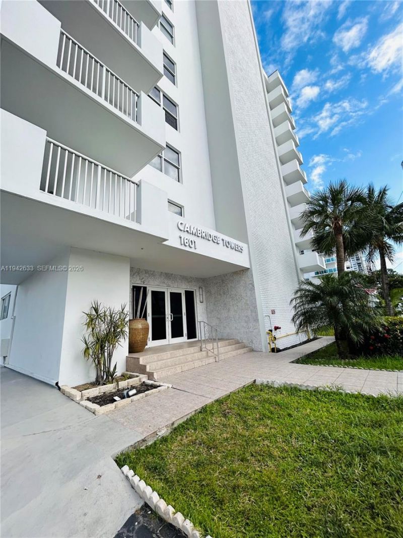 1601 S Ocean Dr , Unit 504, Hollywood, FL 33019 Photo