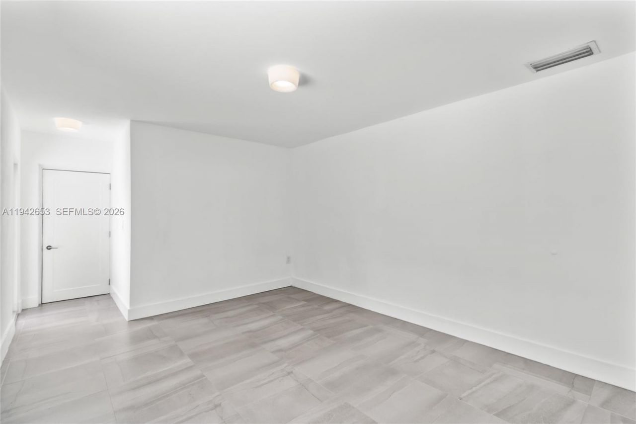 3855 SW 1st St , Unit ., Miami, FL 33134 Photo