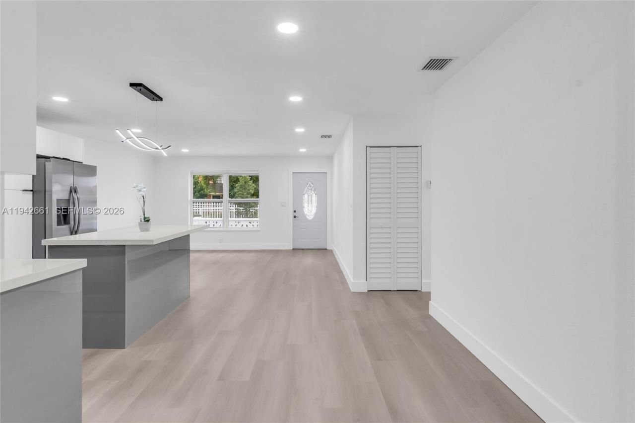 17130 NW 51st Pl, Miami Gardens, FL 33055 Photo