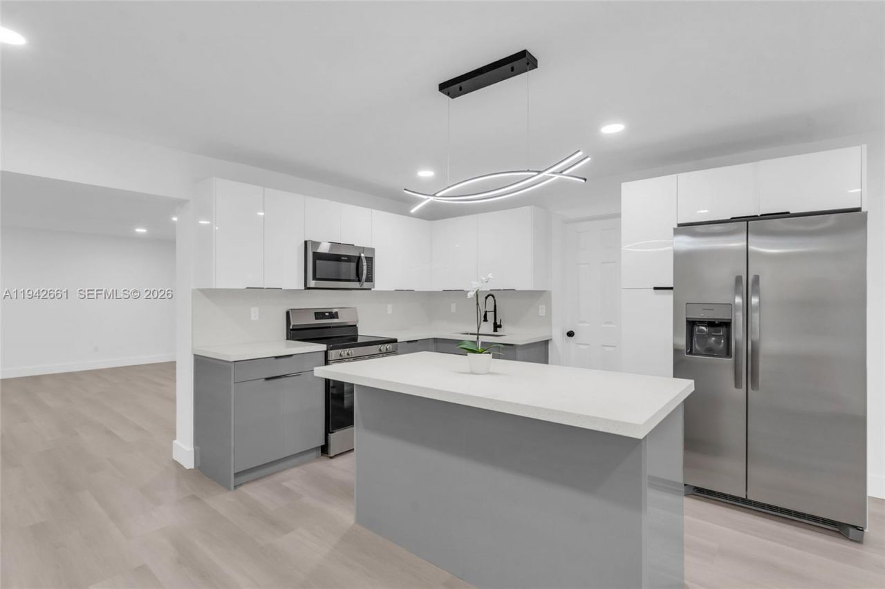 17130 NW 51st Pl, Miami Gardens, FL 33055 Photo