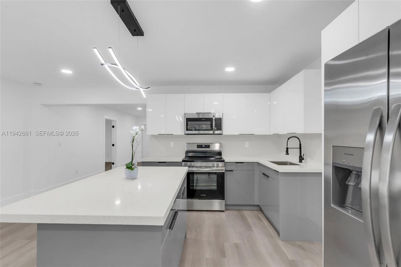 17130 NW 51st Pl, Miami Gardens, FL 33055 Photo