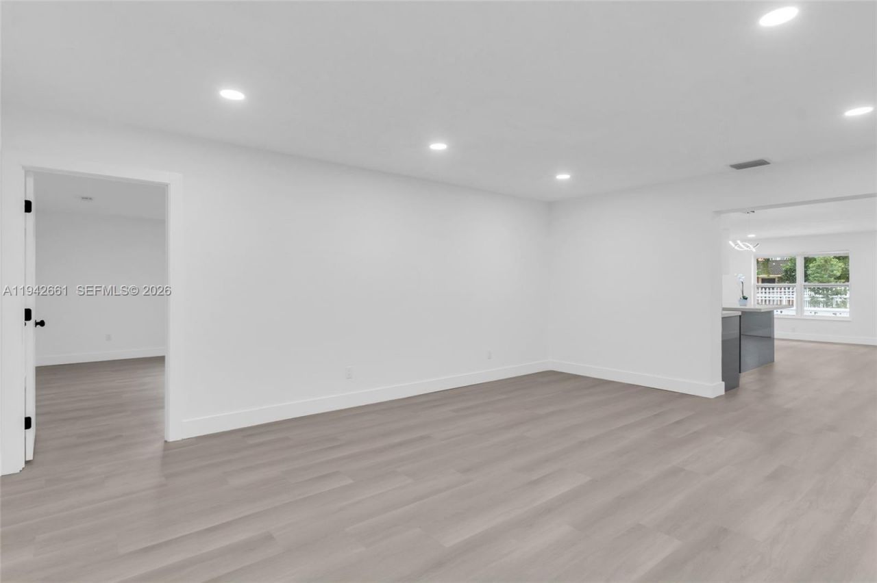 17130 NW 51st Pl, Miami Gardens, FL 33055 Photo