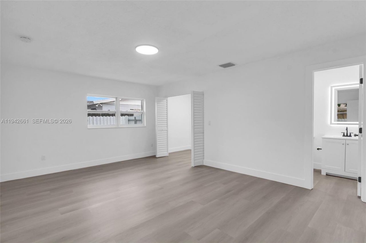 17130 NW 51st Pl, Miami Gardens, FL 33055 Photo