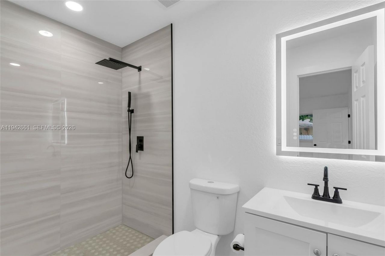 17130 NW 51st Pl, Miami Gardens, FL 33055 Photo