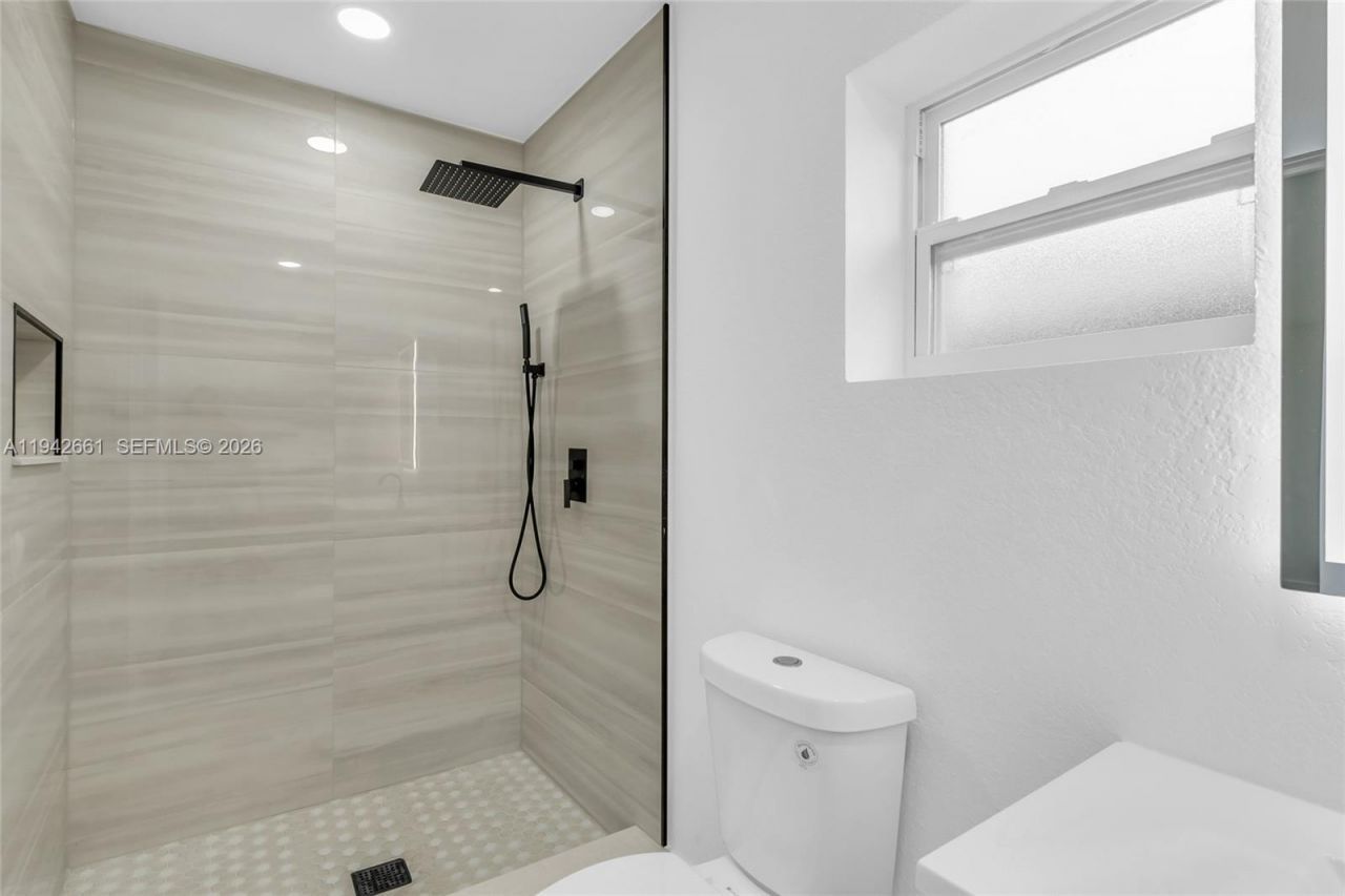 17130 NW 51st Pl, Miami Gardens, FL 33055 Photo