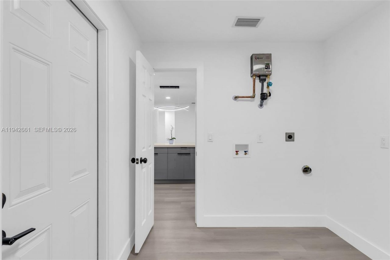 17130 NW 51st Pl, Miami Gardens, FL 33055 Photo