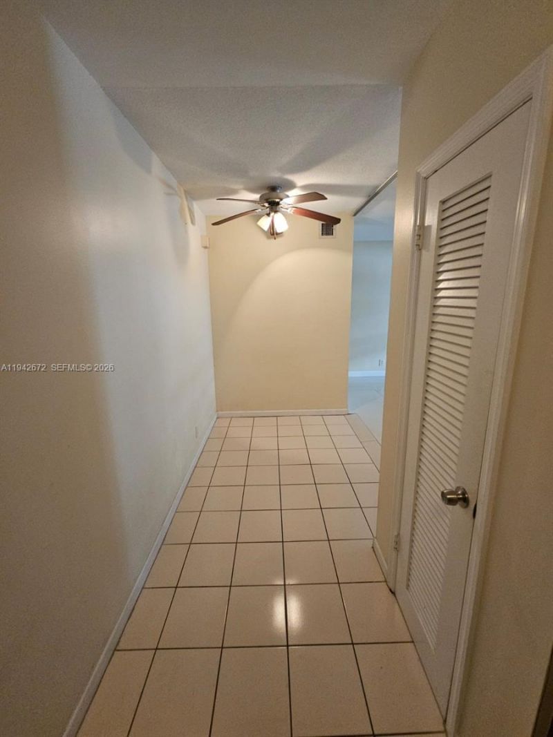2424 SE 17th Cswy, Unit 210B, Fort Lauderdale, FL 33316 Photo
