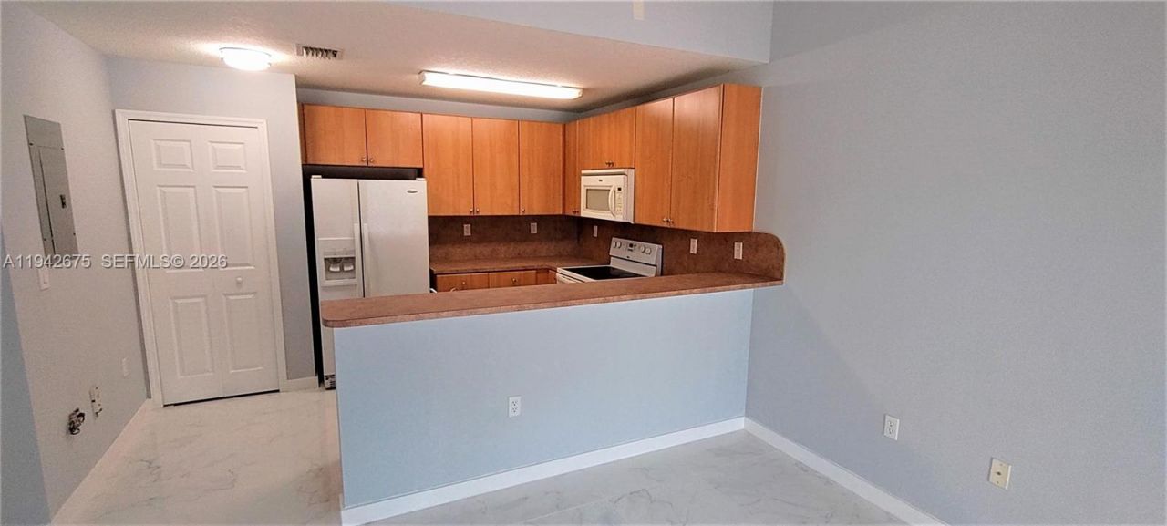 22911 SW 88th Pl, Unit 7-21, Cutler Bay, FL 33190 Photo