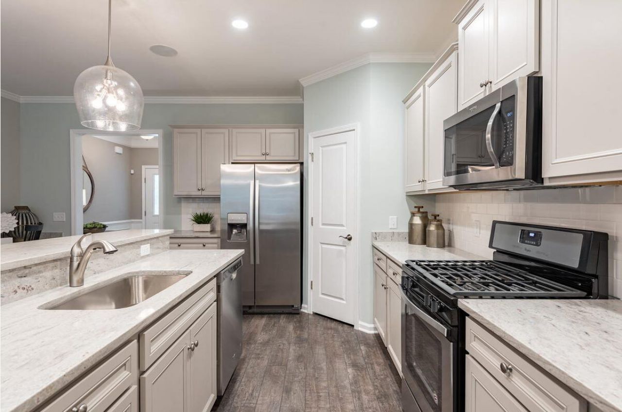 1015 Island Preserve Road Photo 3