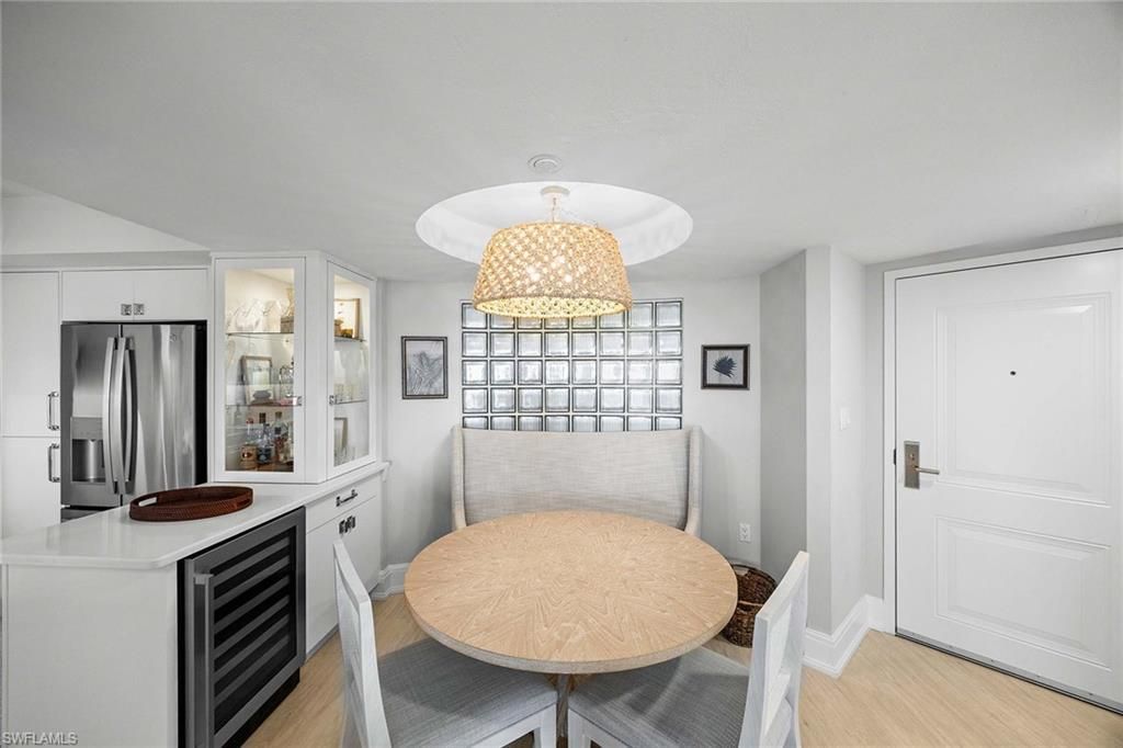 4751 Gulf Shore Blvd N, Unit 904, Naples, FL 34103 Photo