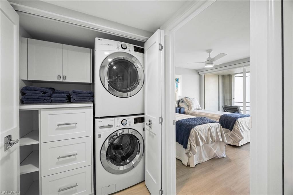 4751 Gulf Shore Blvd N, Unit 904, Naples, FL 34103 Photo