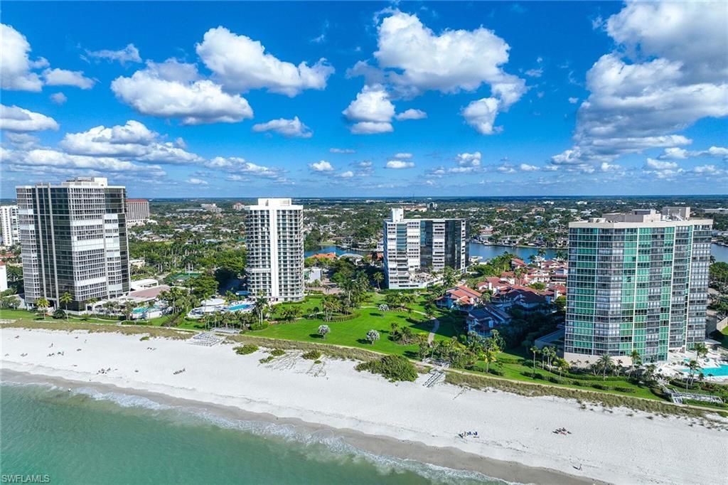 4751 Gulf Shore Blvd N, Unit 904, Naples, FL 34103 Photo