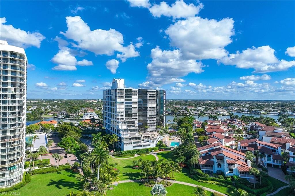 4751 Gulf Shore Blvd N, Unit 904, Naples, FL 34103 Photo