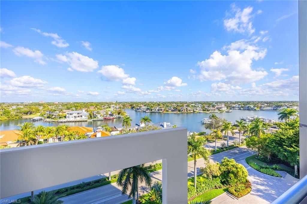 4751 Gulf Shore Blvd N, Unit 904, Naples, FL 34103 Photo