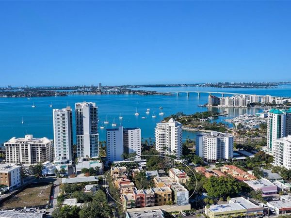 1513 OAK STREET, Unit 18, SARASOTA, FL 34236