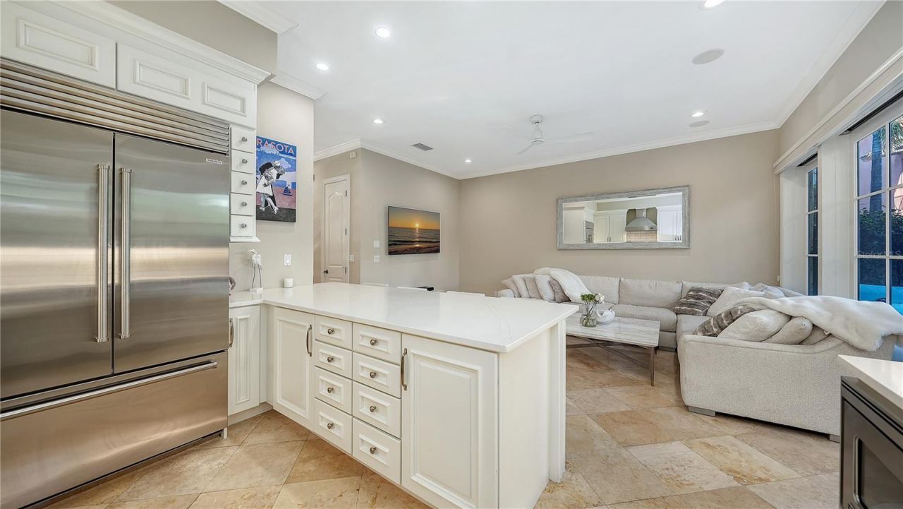 1513 Oak Street, Unit 18, Sarasota, FL 34236 Photo