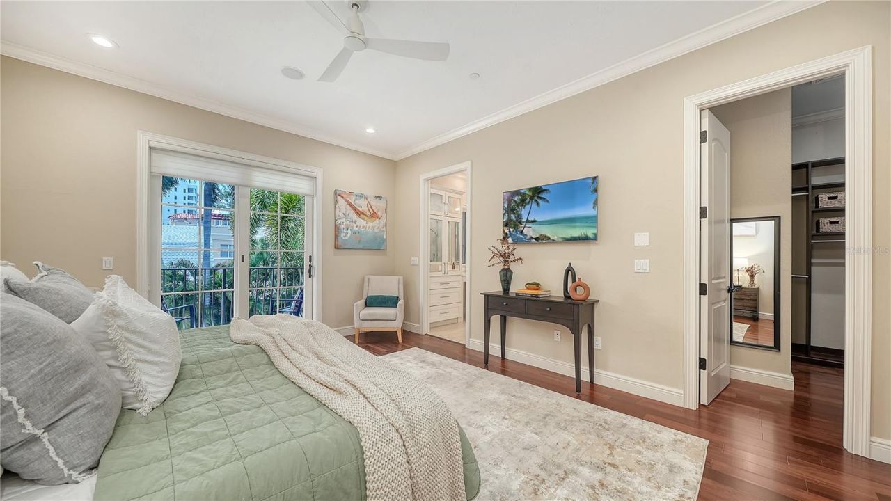 1513 Oak Street, Unit 18, Sarasota, FL 34236 Photo