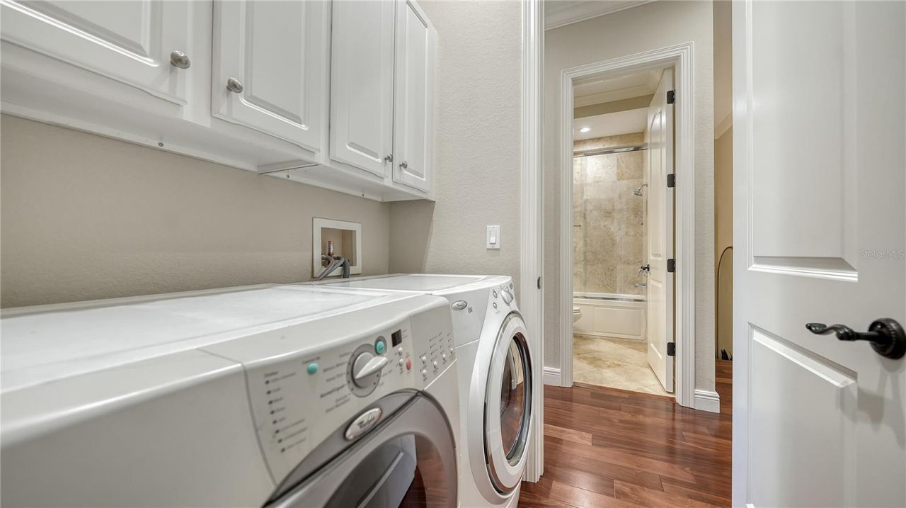 1513 Oak Street, Unit 18, Sarasota, FL 34236 Photo