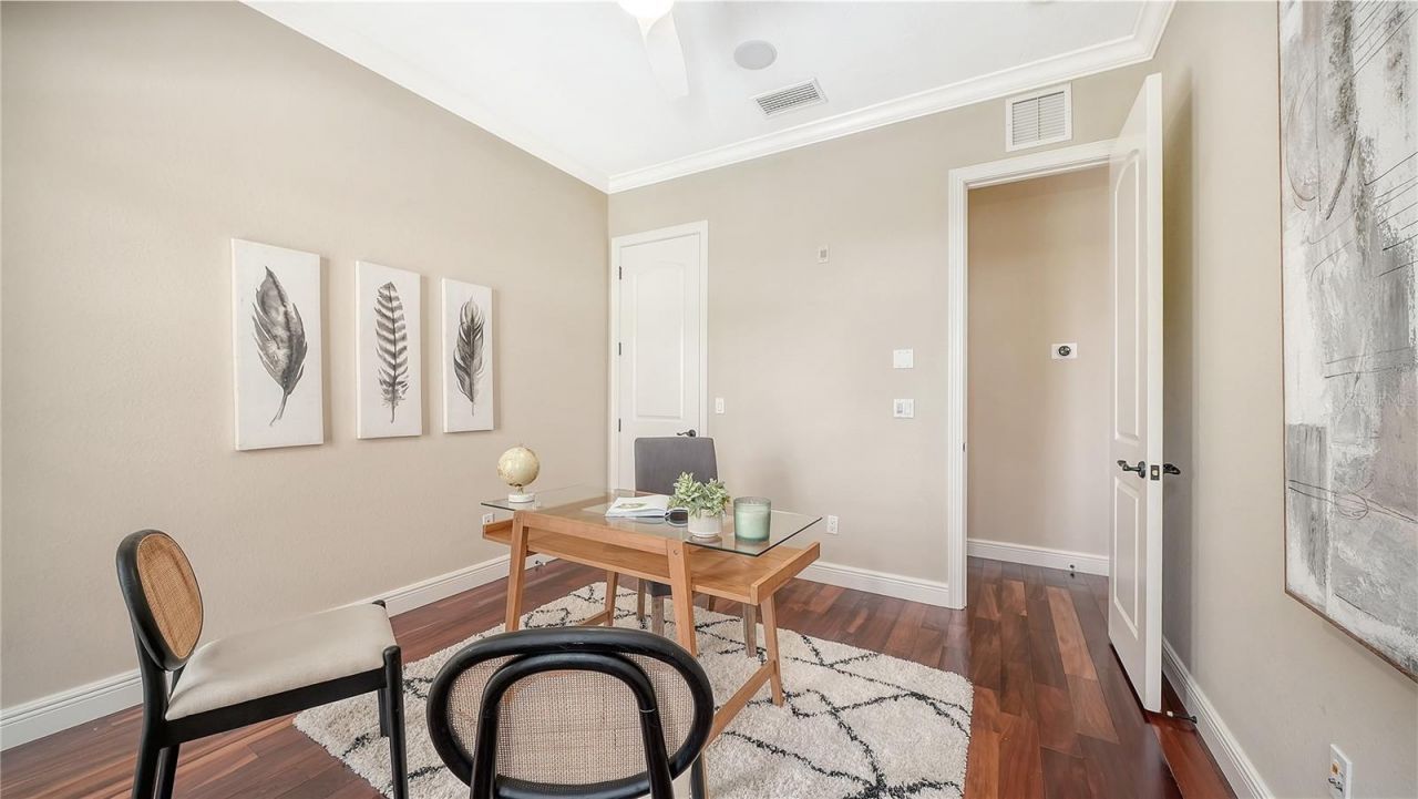 1513 Oak Street, Unit 18, Sarasota, FL 34236 Photo