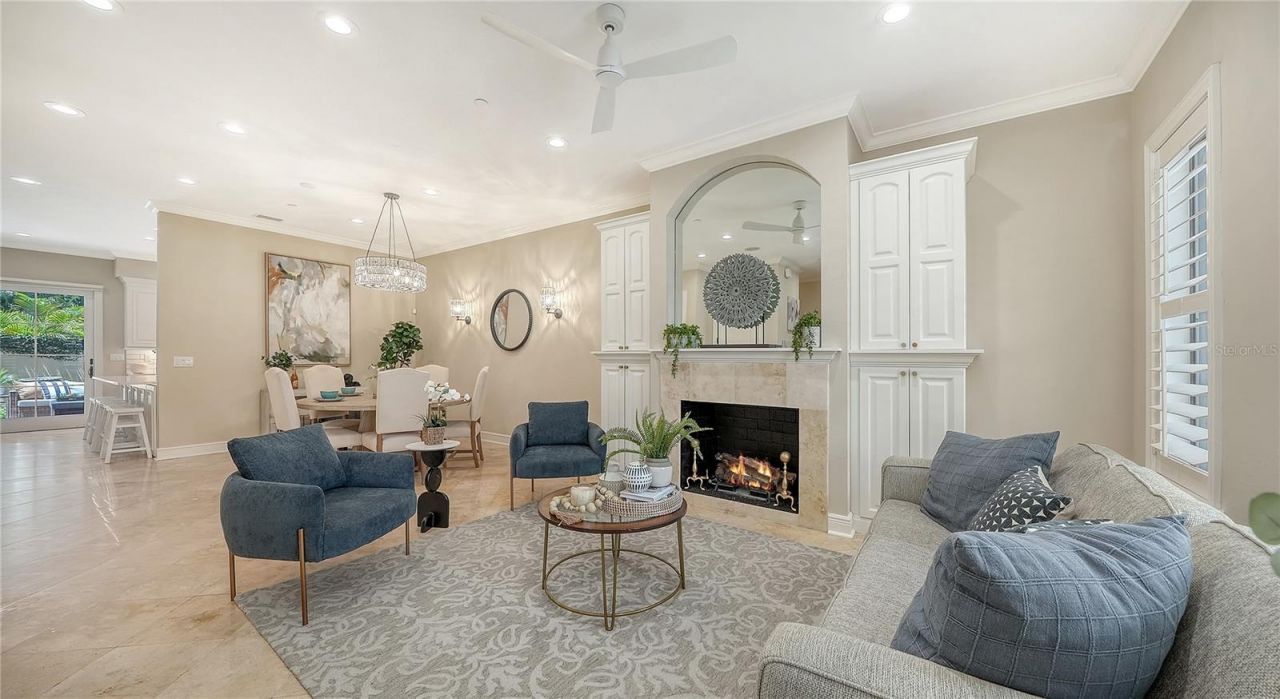 1513 Oak Street, Unit 18, Sarasota, FL 34236 Photo