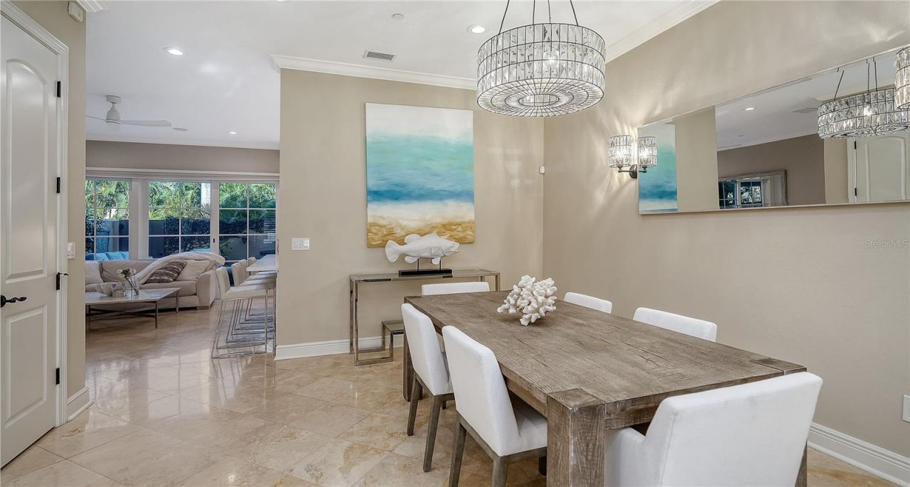 1513 Oak Street, Unit 18, Sarasota, FL 34236 Photo