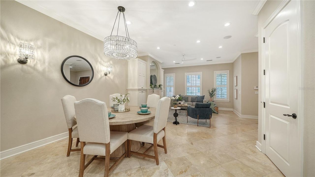 1513 Oak Street, Unit 18, Sarasota, FL 34236 Photo