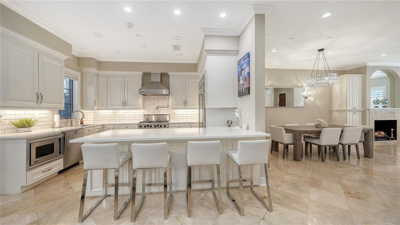 1513 Oak Street, Unit 18, Sarasota, FL 34236 Photo