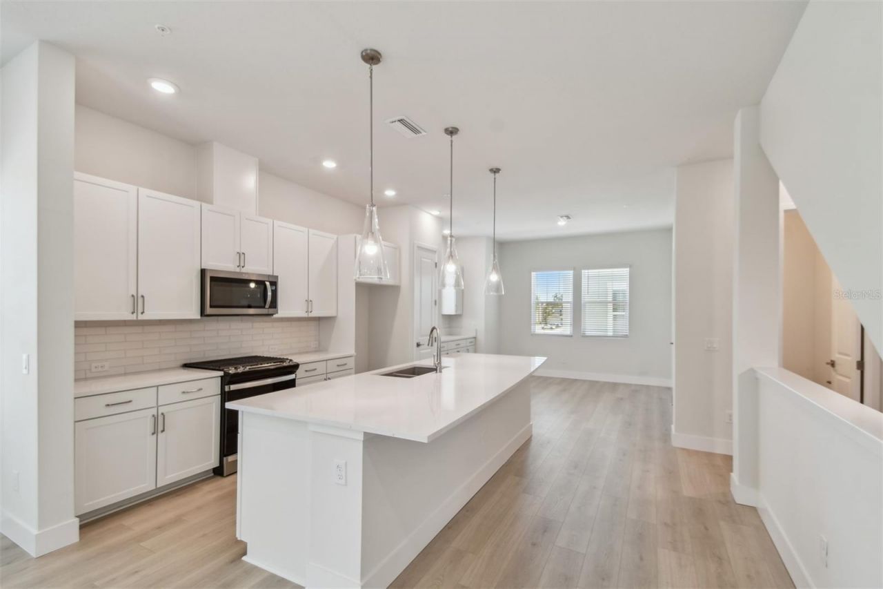 498 31st Way N, Saint Petersburg, FL 33713 Photo