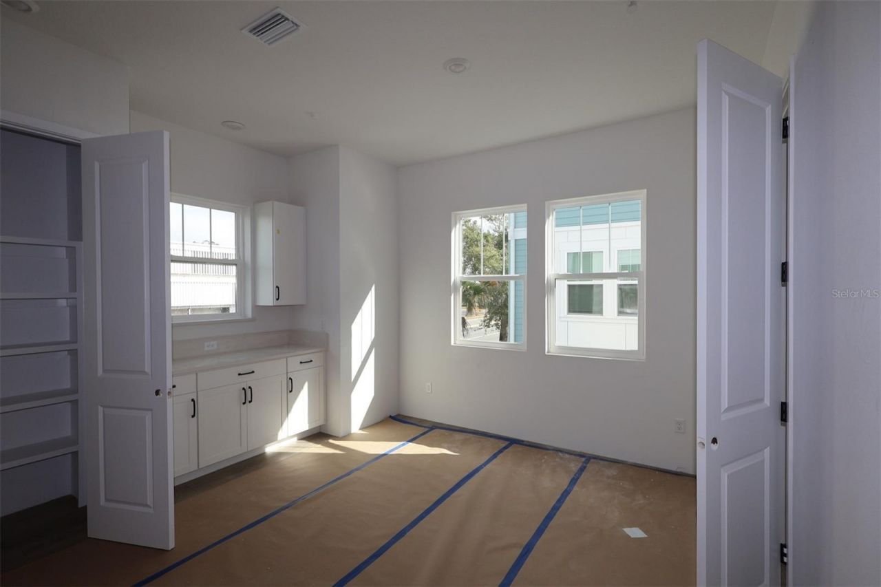 498 31st Way N, Saint Petersburg, FL 33713 Photo