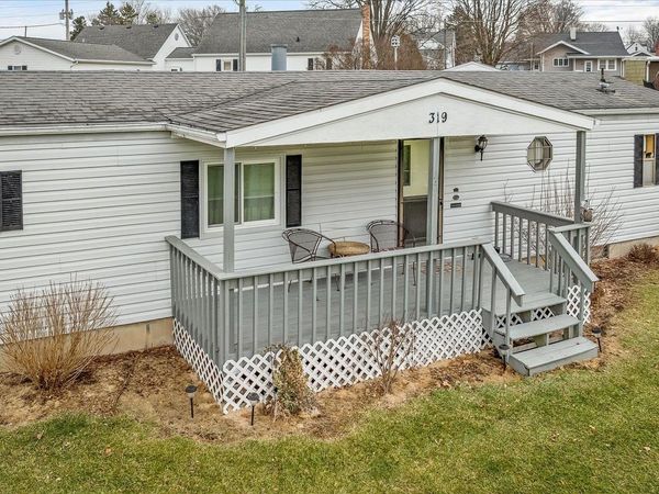 319 N Turner, DAVIS, IL 61019