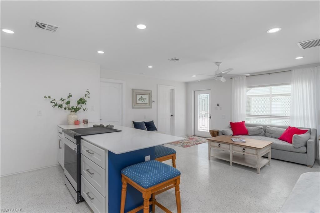 450 Birdsong Pl, Sanibel, FL 33957 Photo