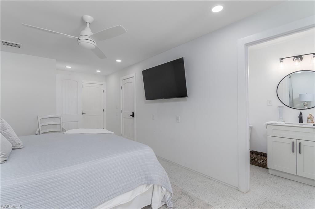 450 Birdsong Pl, Sanibel, FL 33957 Photo