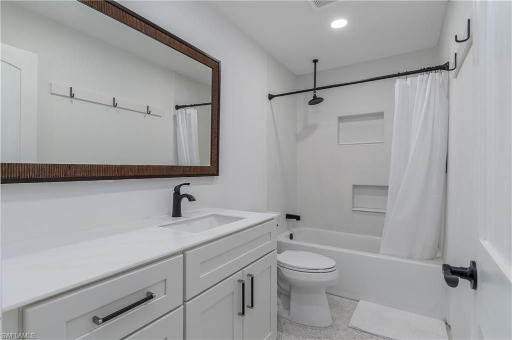 450 Birdsong Pl, Sanibel, FL 33957 Photo