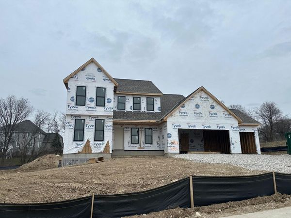 3804 Oakmont Trl, Waukesha, WI 53188