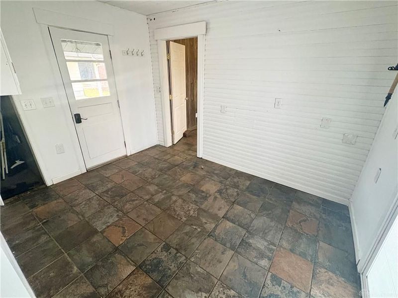 140 N Center Street, Versailles, OH 45380 Photo 24