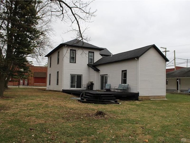 140 N Center Street, Versailles, OH 45380 Photo 3
