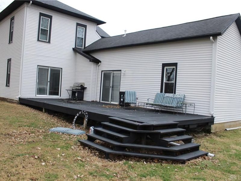 140 N Center Street, Versailles, OH 45380 Photo 4